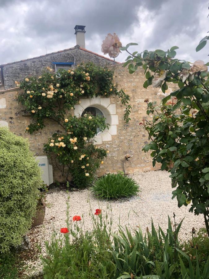 Maison Althea Rosea - 3 Chambres Et Piscine Nieulle-sur-Seudre Exterior foto